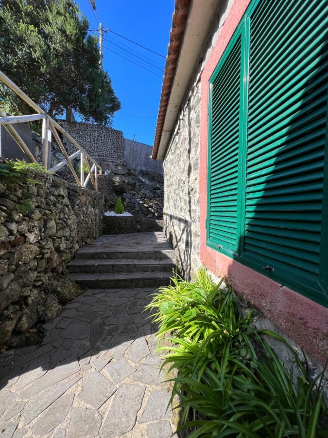 Gouveia Cottage by AnaLodges Seixal  Extérieur photo