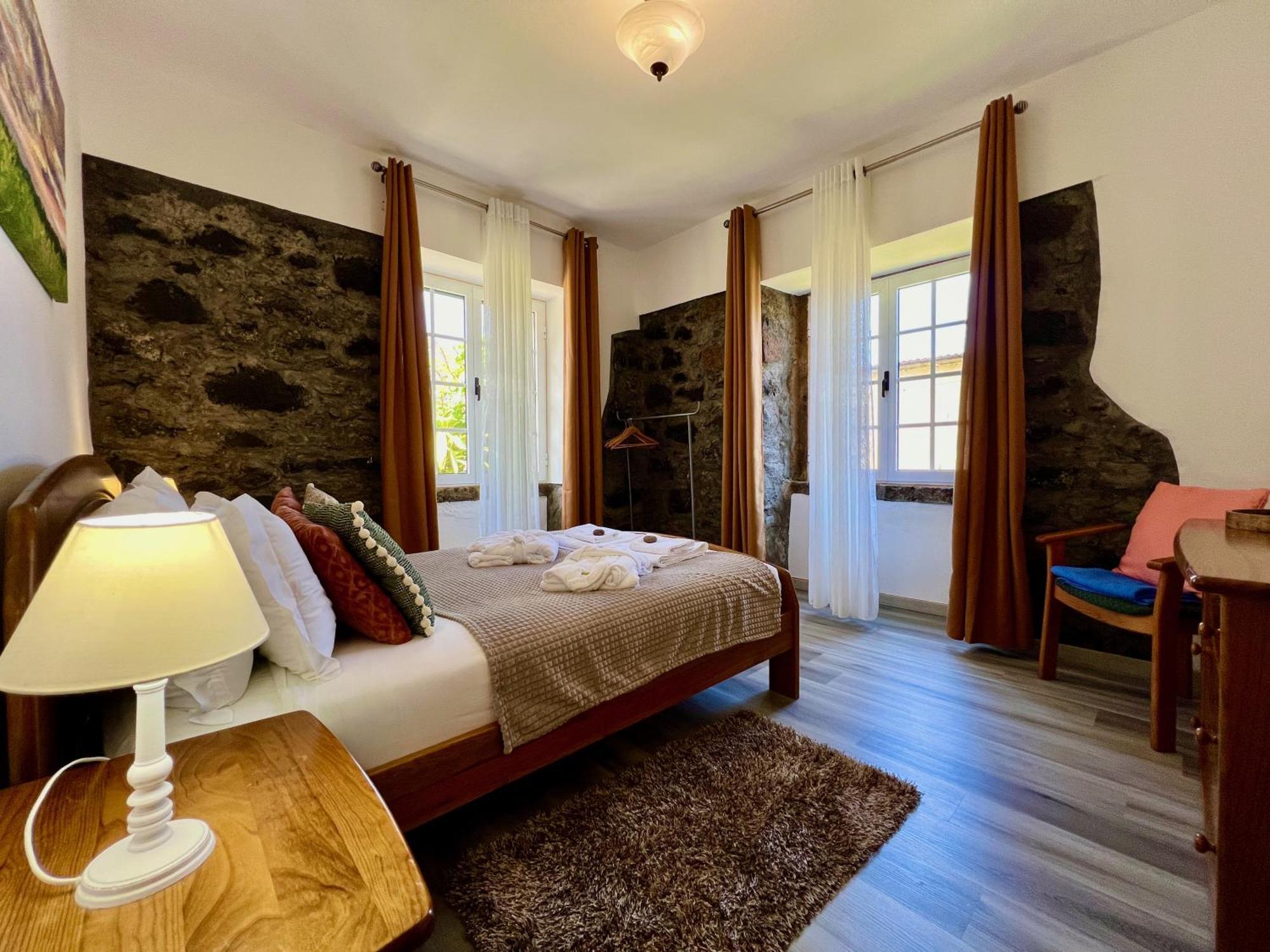 Gouveia Cottage by AnaLodges Seixal  Extérieur photo