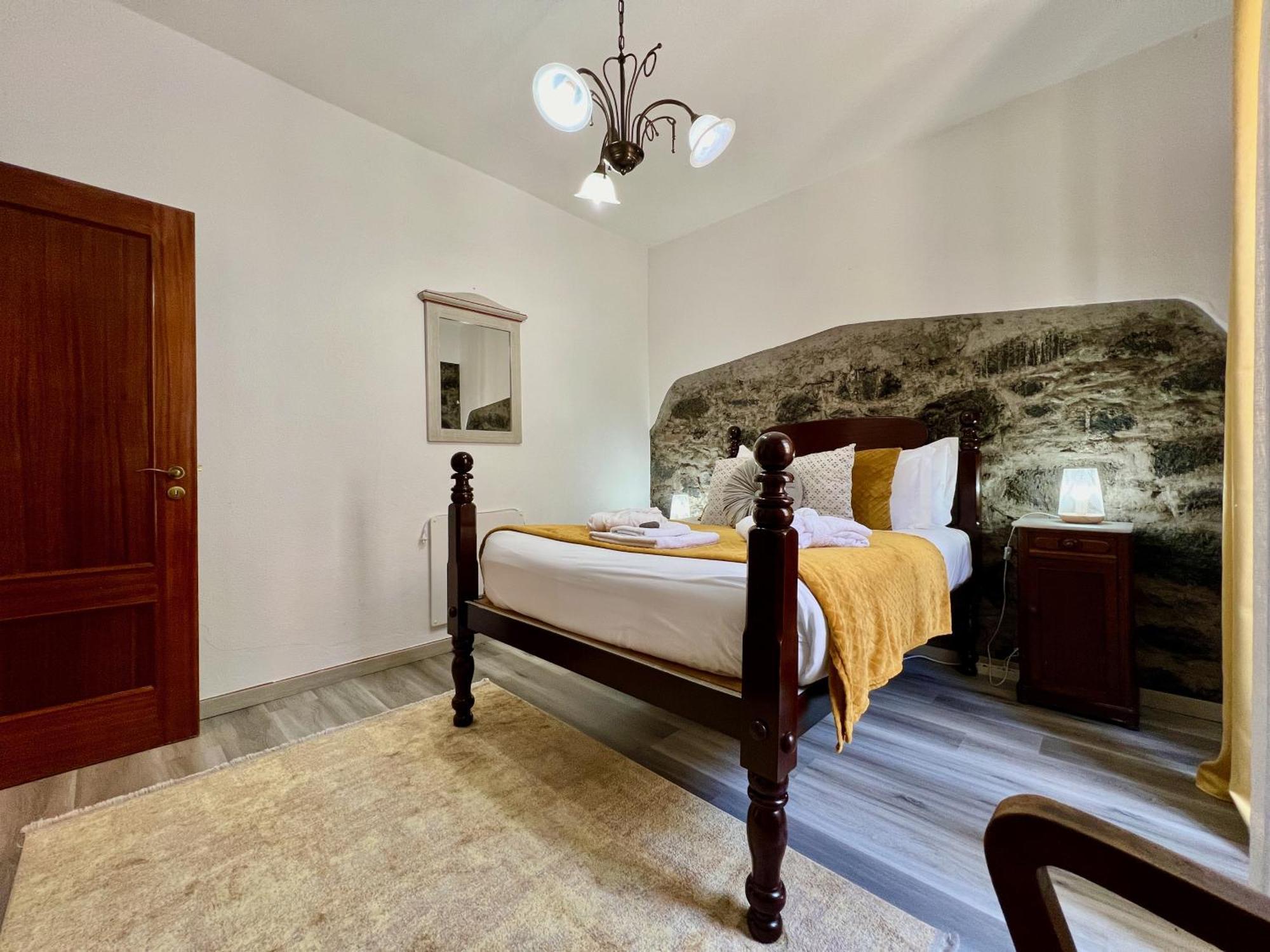 Gouveia Cottage by AnaLodges Seixal  Extérieur photo